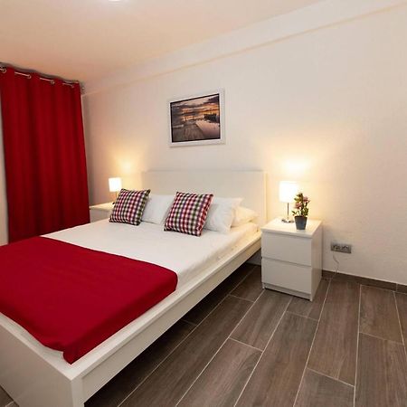 Modern Apartment With Pool And Wifi Playa Feñabe Exterior foto