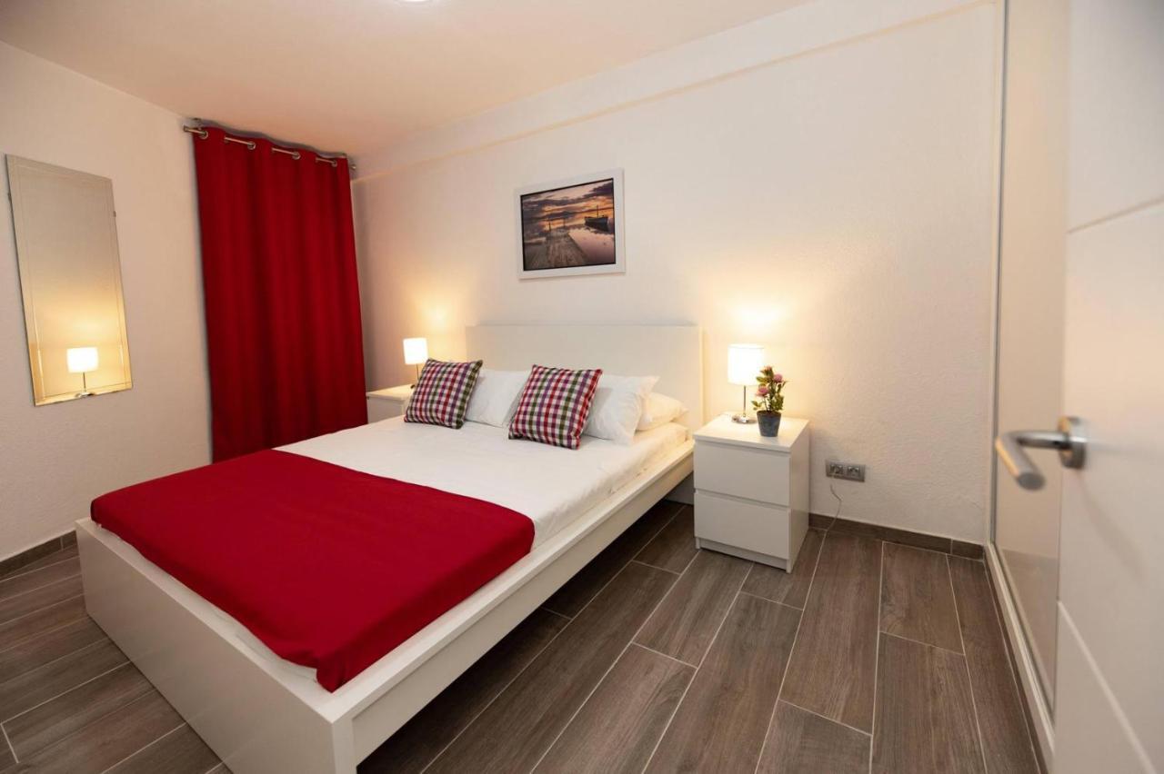 Modern Apartment With Pool And Wifi Playa Feñabe Exterior foto